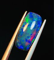 โอปอลหลากสีธรรมชาติ 4.35 กะรัต 17.3x8.4x5.3มม. 4.35cts natural multi color play opal 17.3x8.4x5.3mm