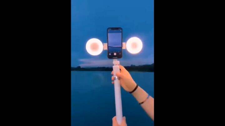 monopod ring light