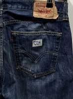 กางเกงยีนส์(มือสองเเท้?%) Levi’s 501 เอวป้าย 34“ เอววัดจริง 36” (รหัสU14) ยาวทั้งตัว 44” ยาวจากเป้าถึงปลายขา 32” ปลายขากว้าง 8.5” *** สนใจสอบถามข้อมูลเพิ่มเติมได้ค่ะ***