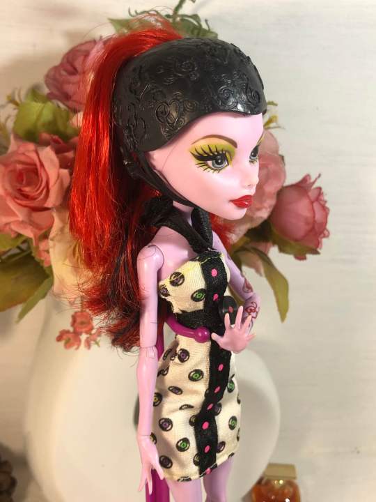 ตุ๊กตามอนสเตอร์ไฮ-monster-high