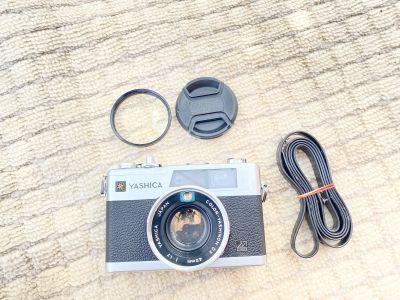กล้องฟิล์ม yashica electro35 gx สวยใส เล็กเบาใช้งานง่าย