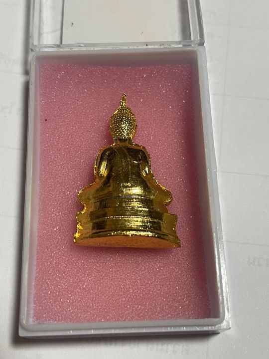 รูปเหมือนปั๊มหลวงพ่อพระใส-กะไหล่ทอง-องค์ค่อนข้างเขื่อง-amulet