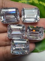 Cz 20x15mm 2 pieces...90 carats Synthetic CUBIC ZIRCONIA WHITE BRILLIANT AAA QUANTITY 2 PIECES เพชรรัสเซีย (เพชร CZ) สี สีขาว ขนาด 20X15 มิลลิเมตร (MM ) 2 เม็ด