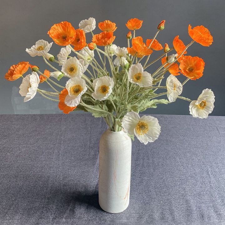 Thưởng thức những bông hoa Poppy giả tuyệt đẹp từ những tác giả tài hoa, bạn sẽ được tận hưởng sự tinh tế, mềm mại và dịu dàng của chúng. Xem những bức tranh tạo hình cho những bông hoa Poppy giả này sẽ khiến bạn cảm thấy bình yên và thư giãn hơn bao giờ hết.