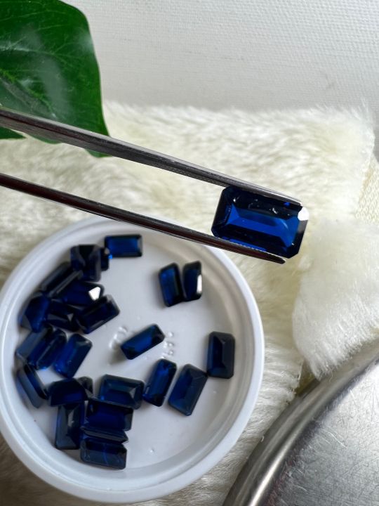 ไพลิน-blue-sapphire-สี-น้ำเงิน-เนื้ออ่อน-ของเทียม-lab-made-blue-spinel-baguette-รูปกลม-6x10-mm-มม-2-เม็ด