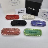 Prada embellished-logo hairclip กิ๊บหนีบ อะคลิลิค จากปราด้า  ประดับเพชรวงรี ล้อมรอบสัญลักษณ์ งานระดับไฮเอน