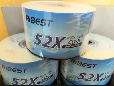 แผ่นซีดีบันทึกข้อมูล​ CDR.Ribest 700MB 52X 1แพ็ค/50​ แผ่น