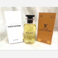 Louis Vuitton Mille Feux Eau de Parfum For Women 100ml

การกลับมาอีกครั้งอย่างยิ่งใหญ่และไม่ธรรมดานี้ หลุยส์ วิตตอง ได้ ฌาคส์ กาวาลิเยร์ แบลทรูด ชายหนุ่มผู้โตมากับเมืองน้ำหอมและดอกไม้บานสะพรั่งอย่างเมืองกราส 
เขาเป็นนักปรุงน้ำหอมผู้มากประสบการณ์น้ำหอมนำเข