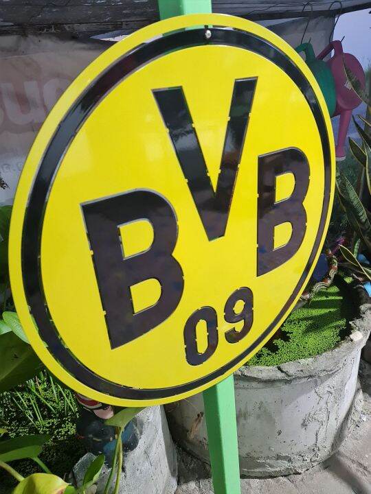 โลโก้ดอร์ทมุนท์-borussia-dortmund-ขนาดสเกล-60-60-เซนติเมตรน้ำหนัก-3-2-กิโลกรัมเหล็กหนา-3-มิลลิเมตรเหล็กตัดเลเซอร์แบบแขวนติดผนังใช้สี-2k-สีพ่นรถยนต์ภายนอกสวยงามคงทนไม่ลอกไม่ร่อนไม่เป็นสนิมติดตั้งง่ายติ