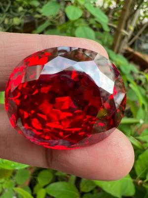 เพชร CZ รัสเซีย พลอย 284 กะรัต 1 เม็ด ตัดสำเร็จ เนื้อแข็ง CUBIC ZIRCONIA RUBY RED ORANGE COLOR(ความยาว xความกว้าง) 30X33 มิล