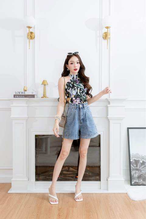 dewishes-floral-top-เสื้อคล้องคอผูกโบว์คอหลัง-ลายดอก