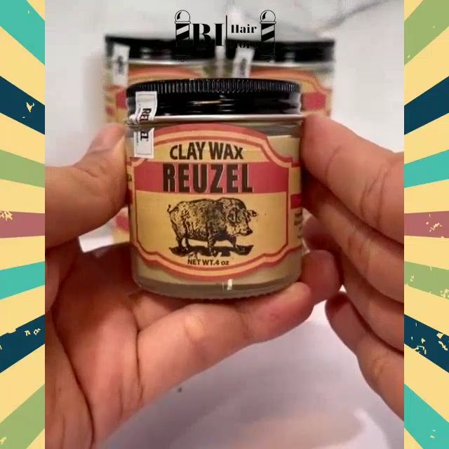 Sáp vuốt tóc nam Reuzel Clay Wax là sản phẩm được nhiều barbershop tin dùng trên toàn thế giới. Với thành phần tự nhiên, độ giữ nếp tuyệt vời và mùi hương cực kỳ nam tính, Reuzel Clay Wax sẽ mang đến cho bạn một kiểu tóc đỉnh cao và cuốn hút. Hãy xem ngay hình ảnh liên quan để tìm hiểu thêm về sản phẩm siêu hot này nhé!