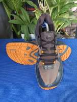 รองเท้ามือสอง TOPO ATHLETIC MT3
 size 45.5/29.5 cm