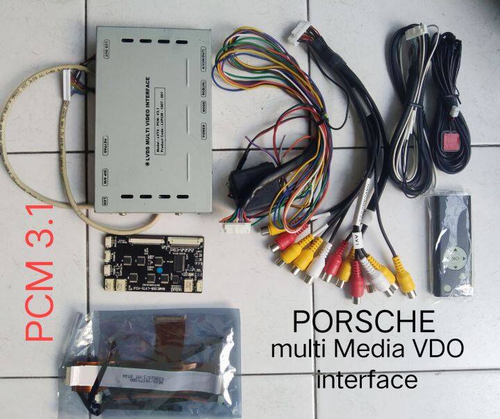 OEM MULTI MEDIA VDO INTERFACE with CanBus for PORSCHE CAYENNE PCM3.1 สามารถต่อ ได้ 2AV input 1AV out 1 กล้องถอยหลัง การติดตัง ควรให้เป็นงานของช่าง