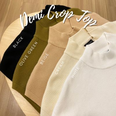 Charii.store - Demi Crop Top เสื้อไหมพรมผ้าร่อง
