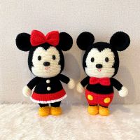 ตุ๊กตา ตุ๊กตาถักไหมพรม มิกกี้เมาส์ มินนี่เมาส์ (Mickey &amp; Minnie Mouse) สูง 10 นิ้ว งานฝีมือ โครเช