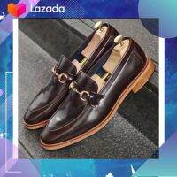 ? Horsebit Loafer Burgundy Wooden Soles (702) รองเท้า loafer ผู้ชาย งานหนัง Italy แท้ HandMade สุดคลาสสิค ด้วยรองเท้าหนังดีไซน์คลาสสิคคุณภาพสูง ทนทานต่อการใช้งาน