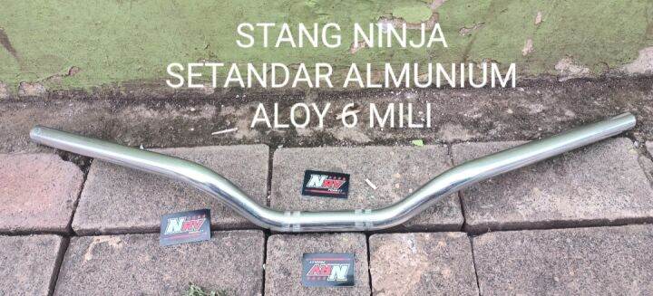 stang motor ninja model setandar .bahan almunium asli .stir ninja ss