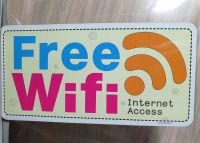 {พร้อมส่ง} ป้ายคำว่า "Free Wifi" ฟรีไวไฟ ป้าย แผ่นป้ายไม้แบบแปะ รูปทรงเก๋ ป้ายชวนอ่าน