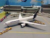 โมเดลเครื่องบิน GJ2126 1:400 Lufthansa Cargo 777-200LR D-ALFA