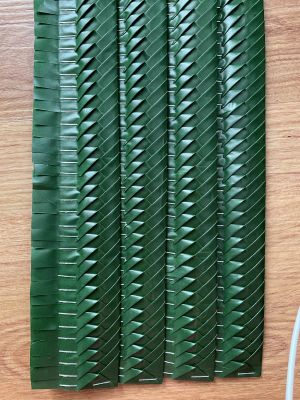 แผงคอม้า จากผ้าโพลีออย (1 เมตร ) กำหนดความยาวได้ สีเขียวเข้ม