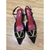 VLTN Slingback kitten heels sz.38