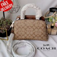 กระเป๋าถือ กระเป๋าสะพาย COACH
MINI LILLIE CARRYALL IN SIGNATURE CANVAS (COACH 91494)
ออก Shop USA รับประกันของแท้ 100%