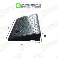 ทางลาดยางปีนฟุตบาท สูง 10 cm กว้าง 32 cm ยาว 48 cm หนัก 10 kg - Rubber Ramp 10x32x48 cm 10 kg