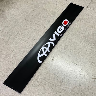 สติ๊กเกอร์* บังแดดติดหน้ารถ Toyota แบบที่ 14 ( ขนาด 20 x 140 cm ) เป็นงานตัดคอม ราคาต่อแผ่น