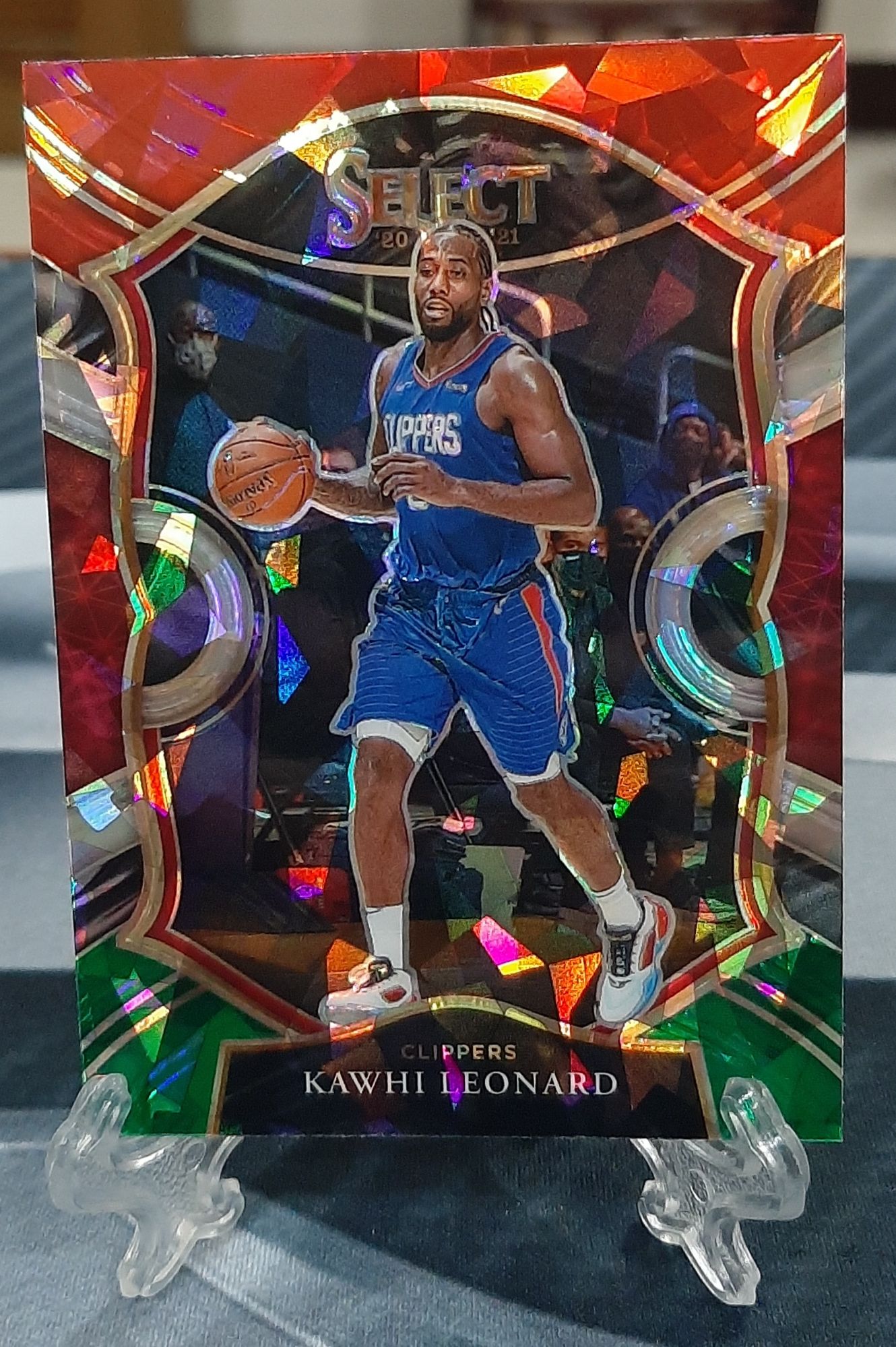 Kawhi Leonard 2020-21 Select CONCOURSE RED WHITE GREEN CRACKED ICE PRIZM Card 37 
