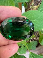 ทัวมาลีน สีเขียว สะอาด รูปรูปไข่ 32X25 มม ( 1  เม็ด ..93 กะรัต ).พลอย ควอตซ์  .LAB CREATED QUARTZ GREEN TOURMALINE  COLOR Gemstone  32X25MM  WEIGHT 93 CARATS OVAL Shape 1