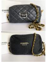 (กรุณาสอบถาม)กระเป๋าเครื่องสำอางChanel พร้อมสายโซ่