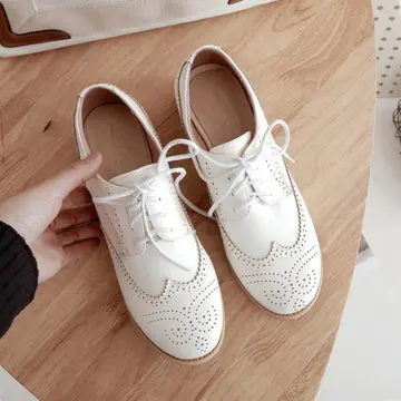 White 2025 lace oxfords