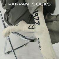 ? ถุงเท้า หวีผ้าฝ้าย แฟชั่นแนวสปอร์ต พร้อมส่ง cotton 100% long socks（ใหม่128）