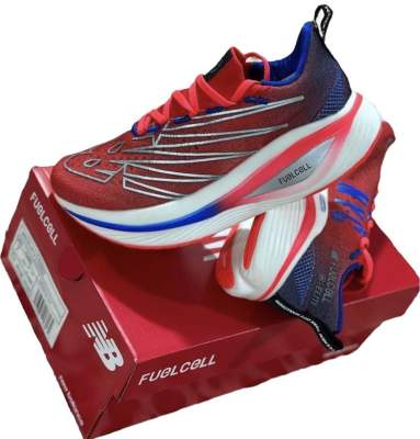 รองเท้าวิ่งNew Balance FuelCell SuperComp Elite V3 (size40-45) Red รองเท้าวิ่งผู้ชาย