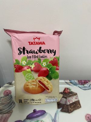 Strawberry Jam Filled Cookies คุกกี้สอดไส้แยมสตรอเบอรี่