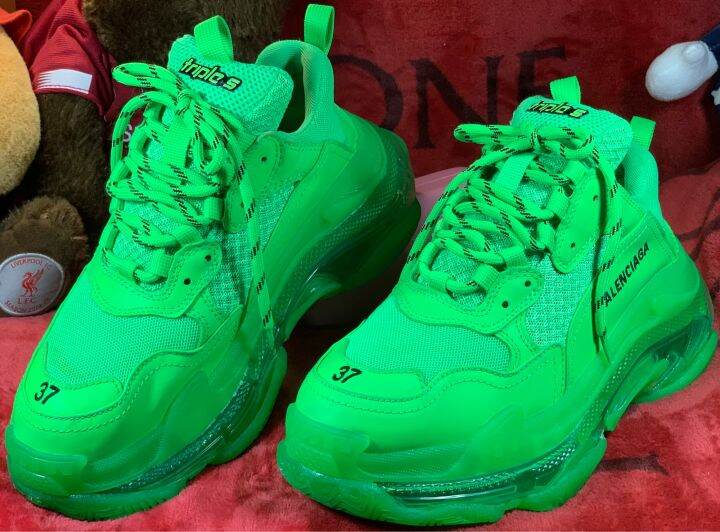 balenciaga triple s clear sole neon green