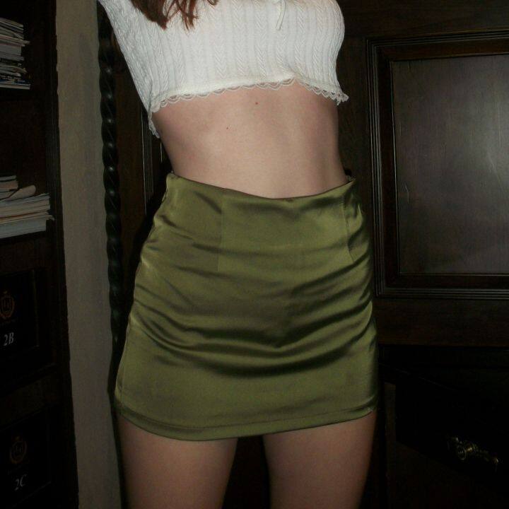 laura-skirt-olive