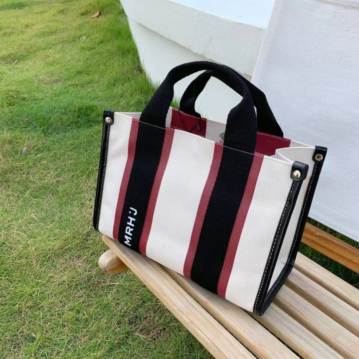 พร้อมส่ง-canvas-bag-ไซส์-m-กระเป๋าผ้าแคนวาส-รุ่น-rhonda-bag-กระดุมแม่เหล็ก-กระเป๋าผู้หญิง-กระเป๋าผ้า-กระเป๋าผ้าแคนวาส-กระเป๋าสะพาย