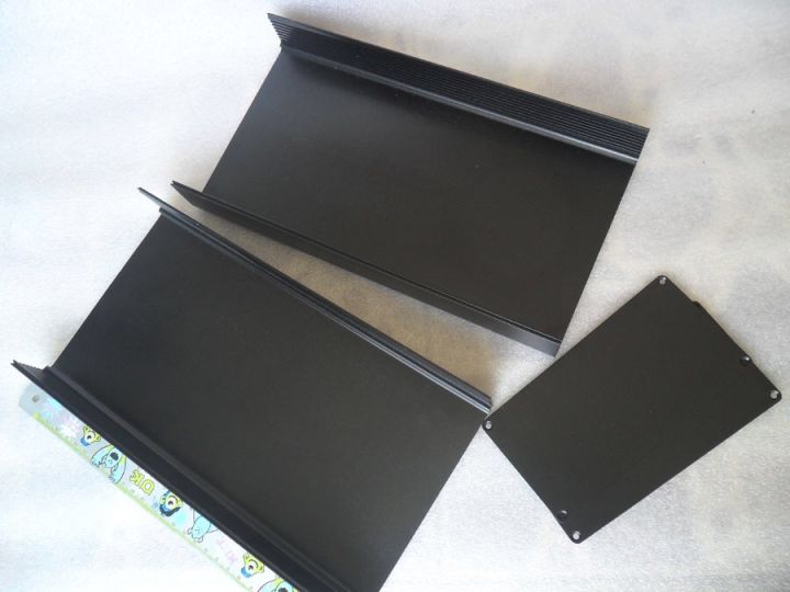 กล่องอลูมิเนียมสีดำ-ขนาด-80x160x300-มม