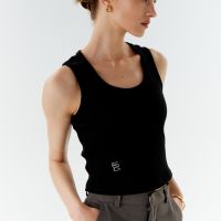 STUDIO UNKNOWN - Essential tank top เสื้อกล้ามดีเทลลายปัก