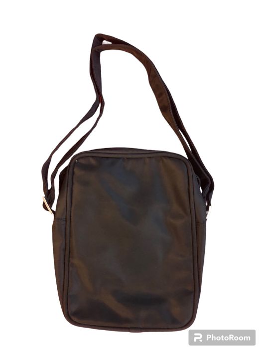 กระเป๋าสะพาย-สีดำ-ผ้า420d