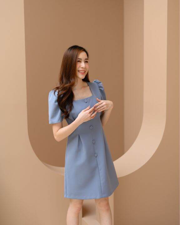 pre-order-techinee-columbia-dress-เดรสแขนพองคอเหลี่ยมแต่งกระดุมดอกไม้