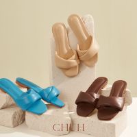 Chuh.official NEW!! TWISTBYCHUH : มีให้เลือกในขนาด 35-42 รองเท้าแตะ