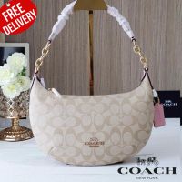 กระเป๋าคล้องไหล่ COACH PAYTON HOBO IN SIGNATURE CANVAS