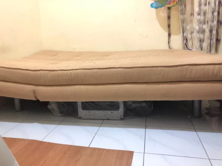 sofa bed informa bekas