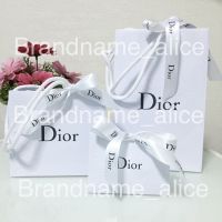 แท้? ถุงกระดาษ Dior สีขาว โลโก้ทอง มีทุกขนาด