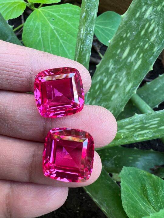 สีชมพู-synthetic-pinkish-sapphire-burma-ruby-cushion-18mm-pair-2-pcs-70-carats-nbsp-ทับทิม-nbsp-พม่าเทียม-nbsp-70-nbsp-กะรัต-carats-nbsp-พลอย-nbsp-ขนาด-nbsp-18x18-nbsp-มิล-nbsp-nbsp-mm-2-nbsp-pcs-nbsp