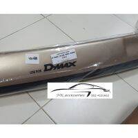 กันแมลงหน้า d-max ปี 2002-2005 สีทอง แบบเล็ก งานไทย ตรงรุ่น