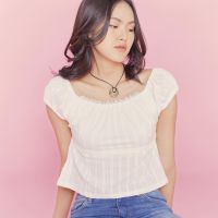 Theremin Betty top เสื้อลูกไม้แขนตุ๊กตาเข้ารูปตกแต่งลูกไม้ (White lace)